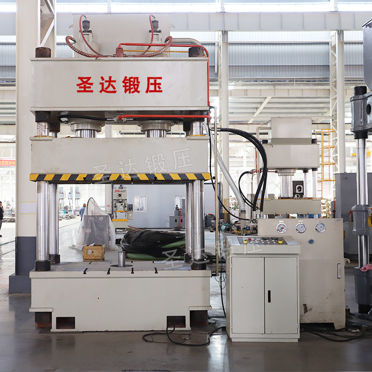 400噸三梁四柱液壓機(雙缸) 400噸三梁四柱液壓機(雙缸)